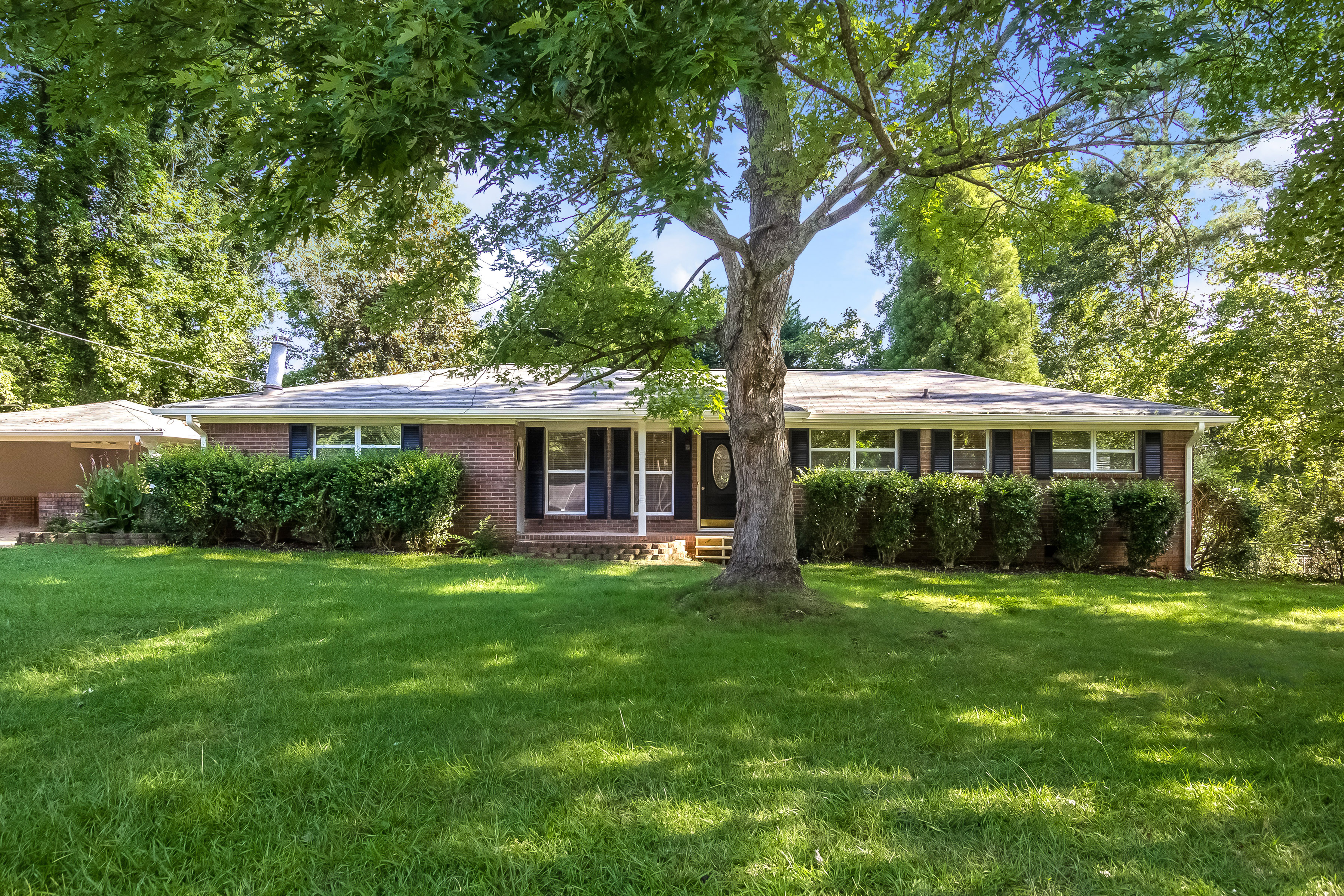 6309 Hillpine Dr Douglasville, GA 30135